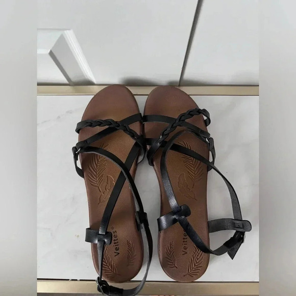 Vetted | Black Tan Strappy Sandals With Braided Detail | Size  9 - Picture 2 of 4